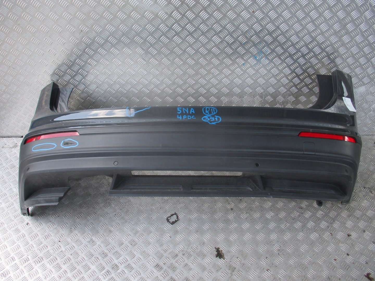 bumper VW Tiguan 5NA 4x PDC rear part rear