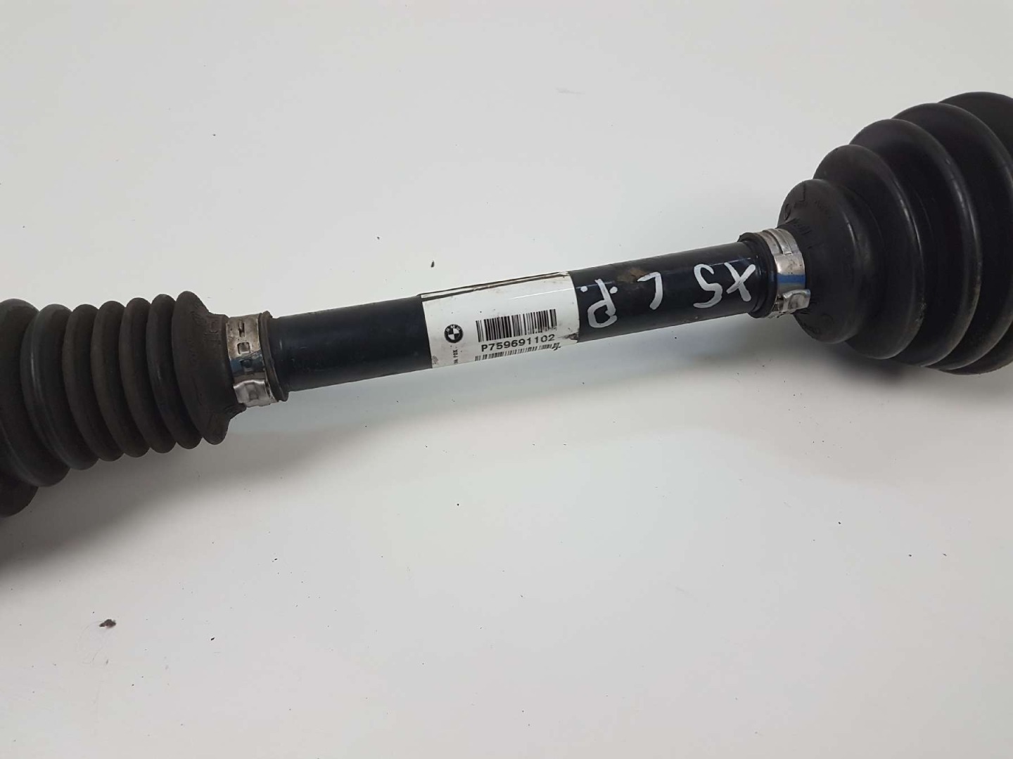 BMW X5 E70 LCI 4.0D semi-axis left front 7596911