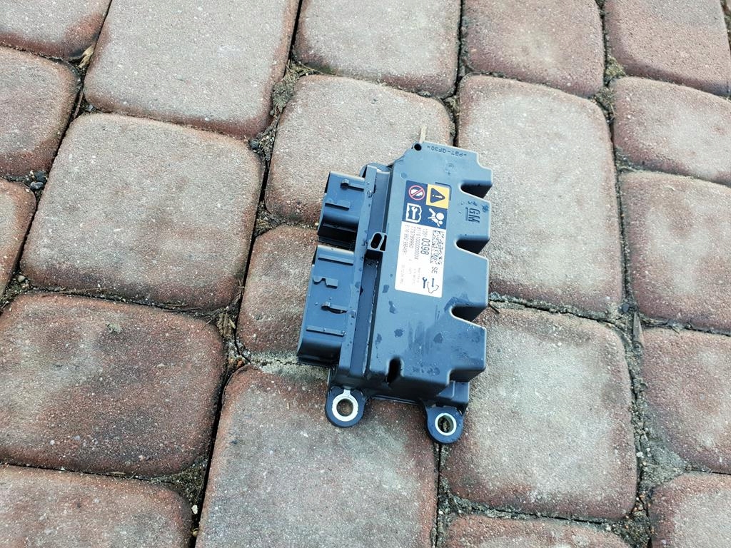 modulo sensor airbag Opel Astra K V 13510398