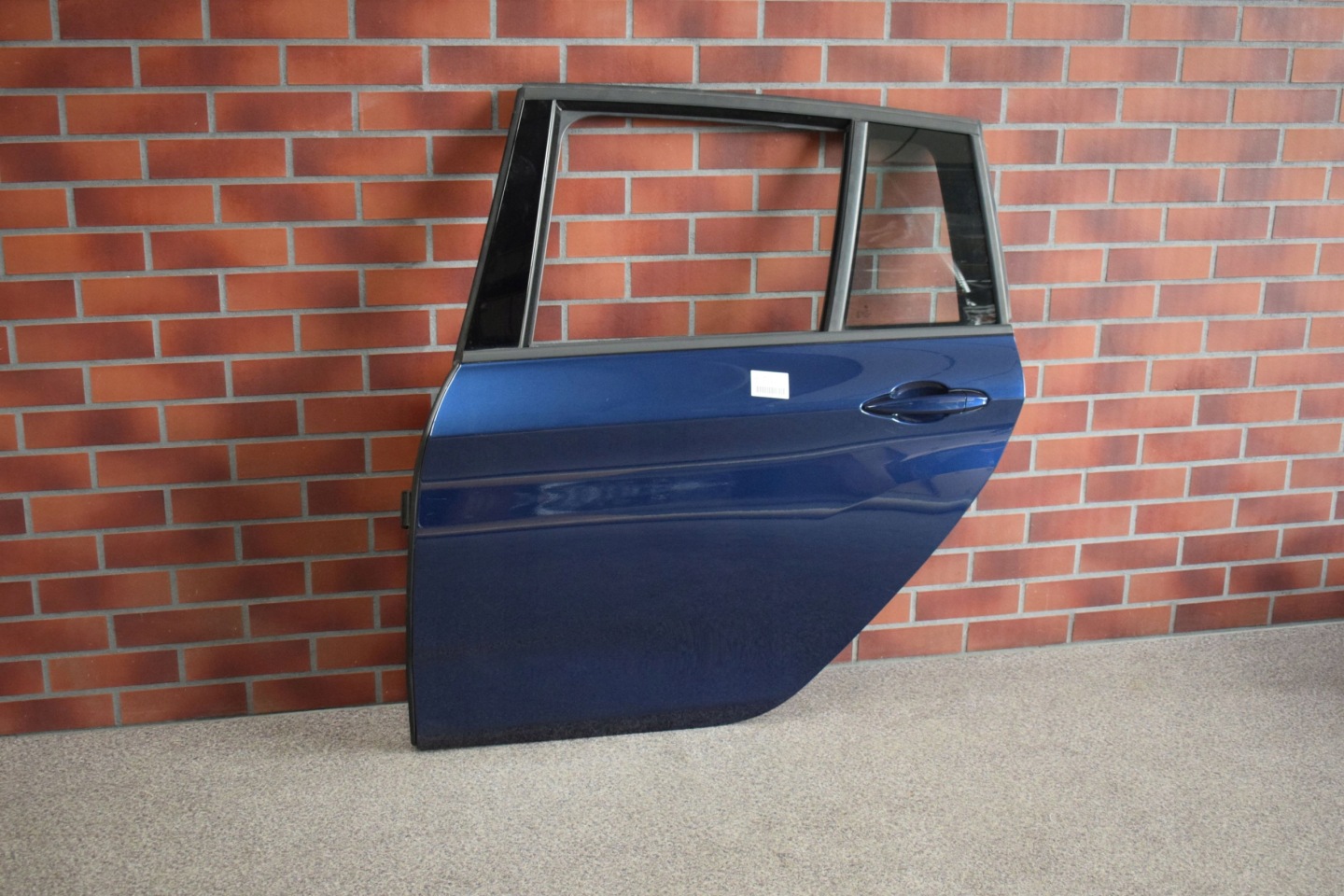 Tür links heck hinten BMW 2 F46 Farbe C10