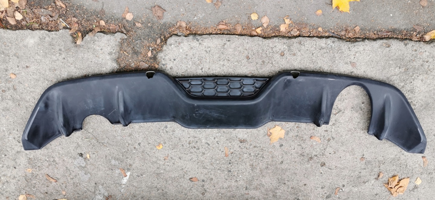 Spoiler Diffuseur Ford focus mk3 sport