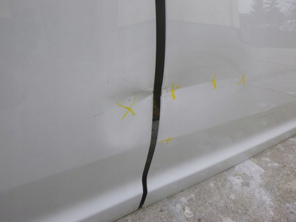 MINI COUNTRYMAN F60 door right rear.