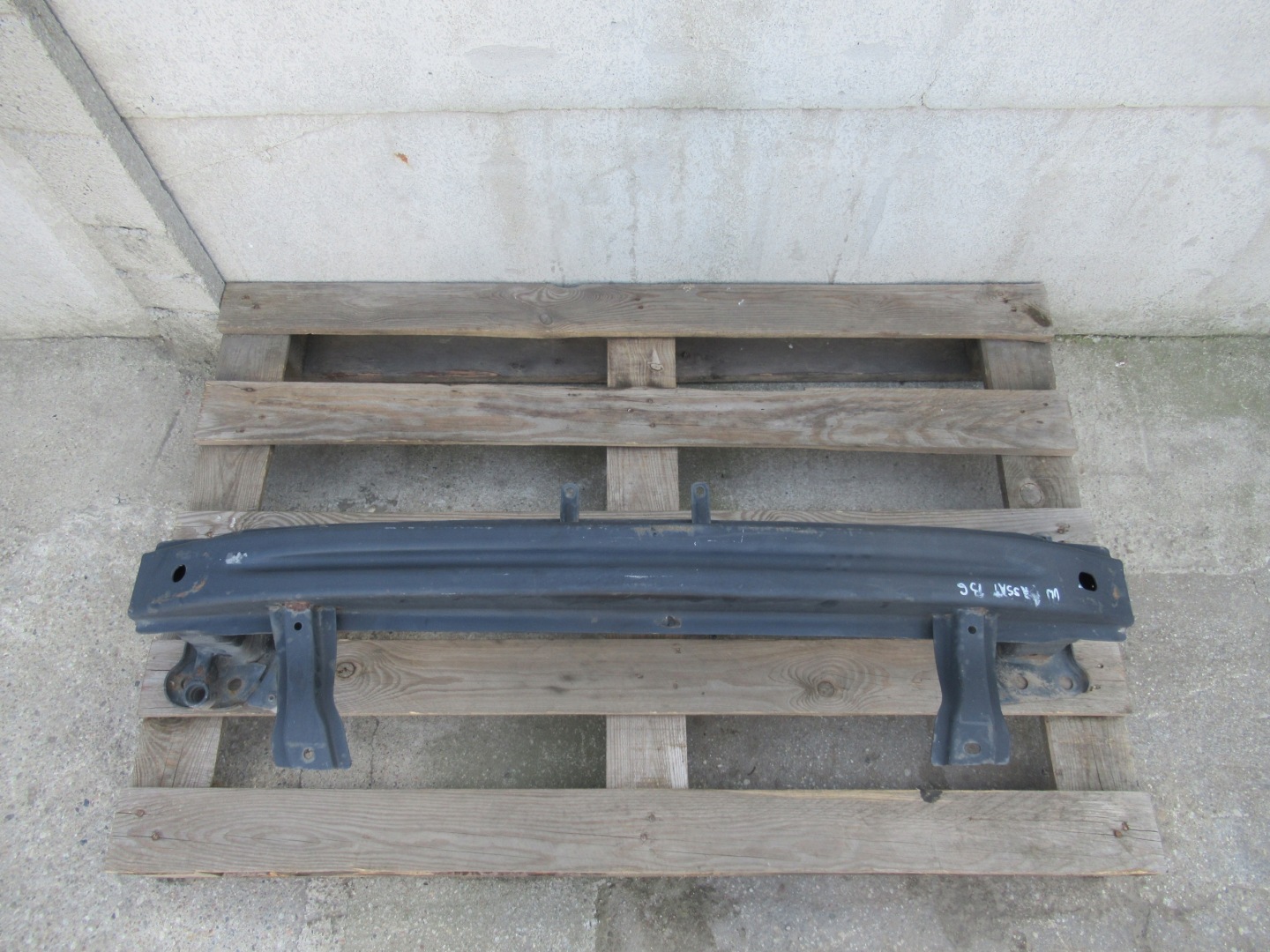 greda branika prednji dio VW PASSAT B6