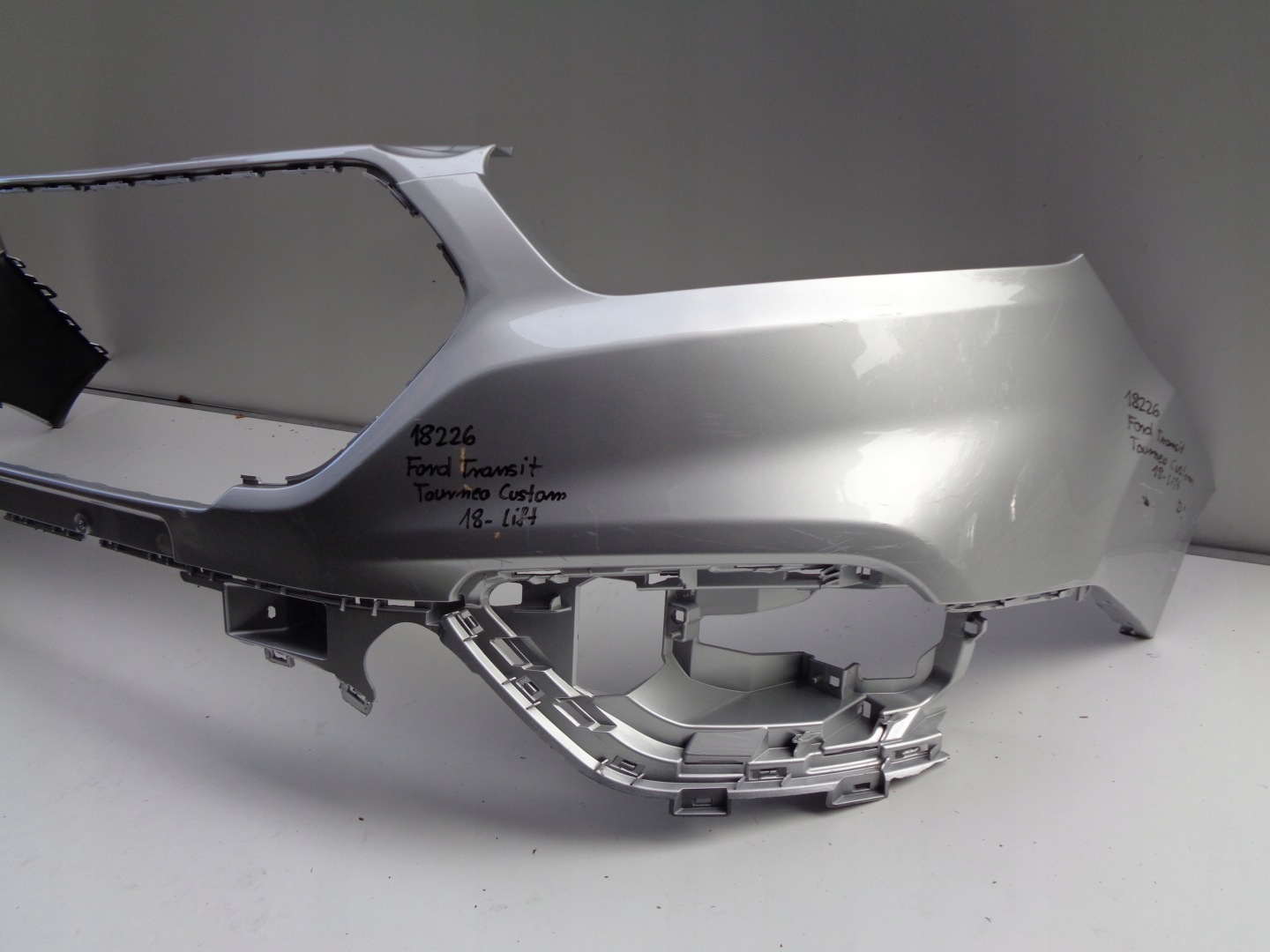 front bumper FORD TRANSIT CUSTOM TOURNEO LIFT