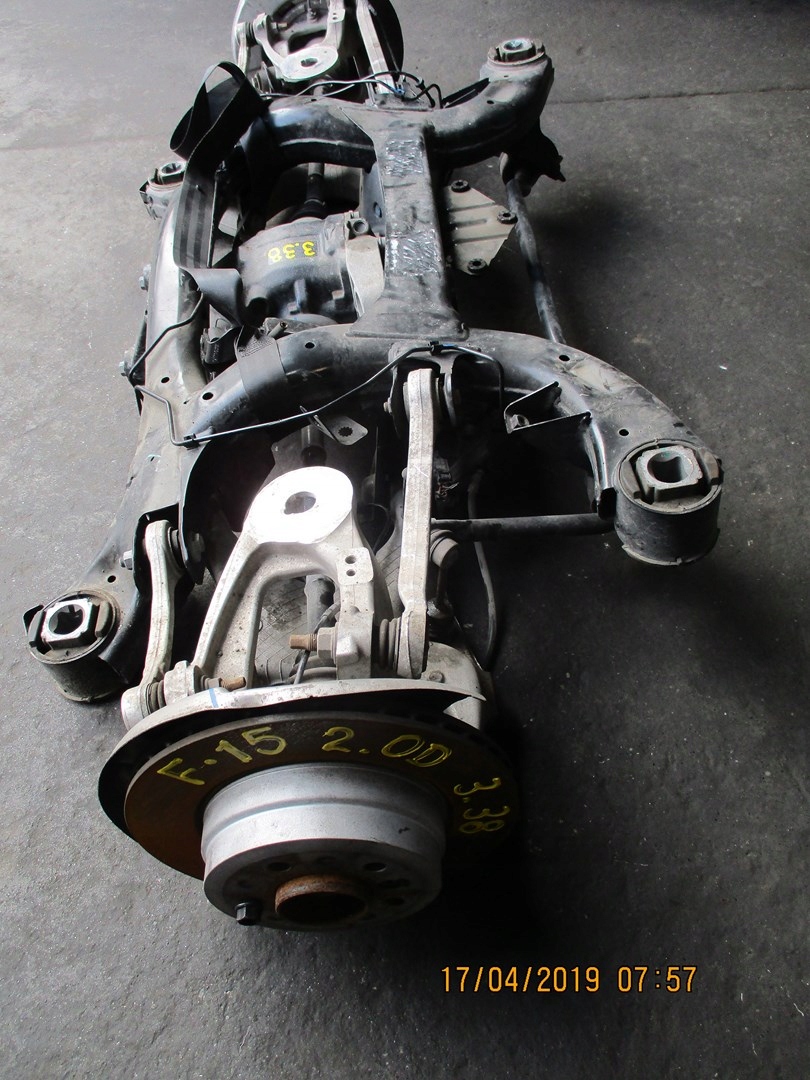 ACHSTRÄGER HINTEN BMW X5 F15 2,0D