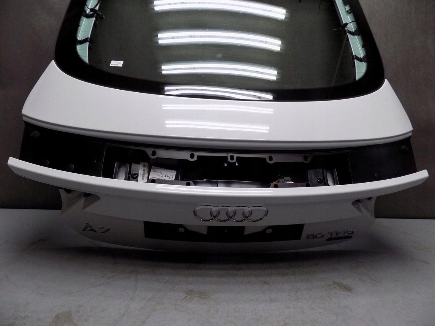 AUDI A7 4G boot door window 16R. LS9R