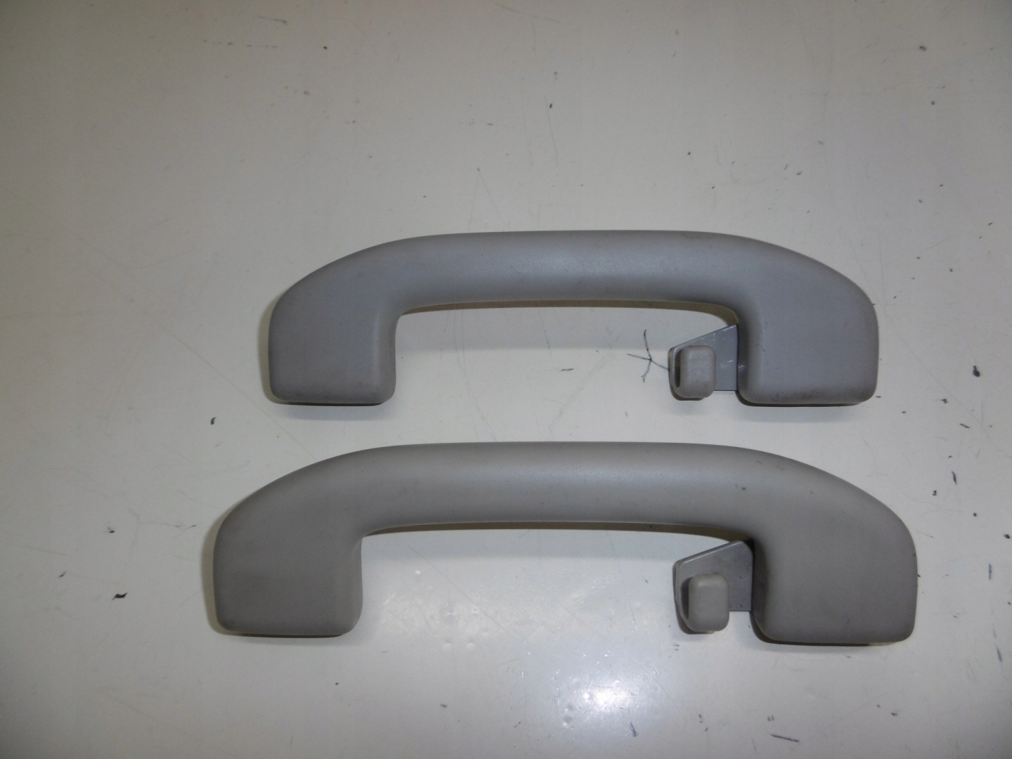 bracket handle right rear part INFINITI Q50 QX50 M35 M37