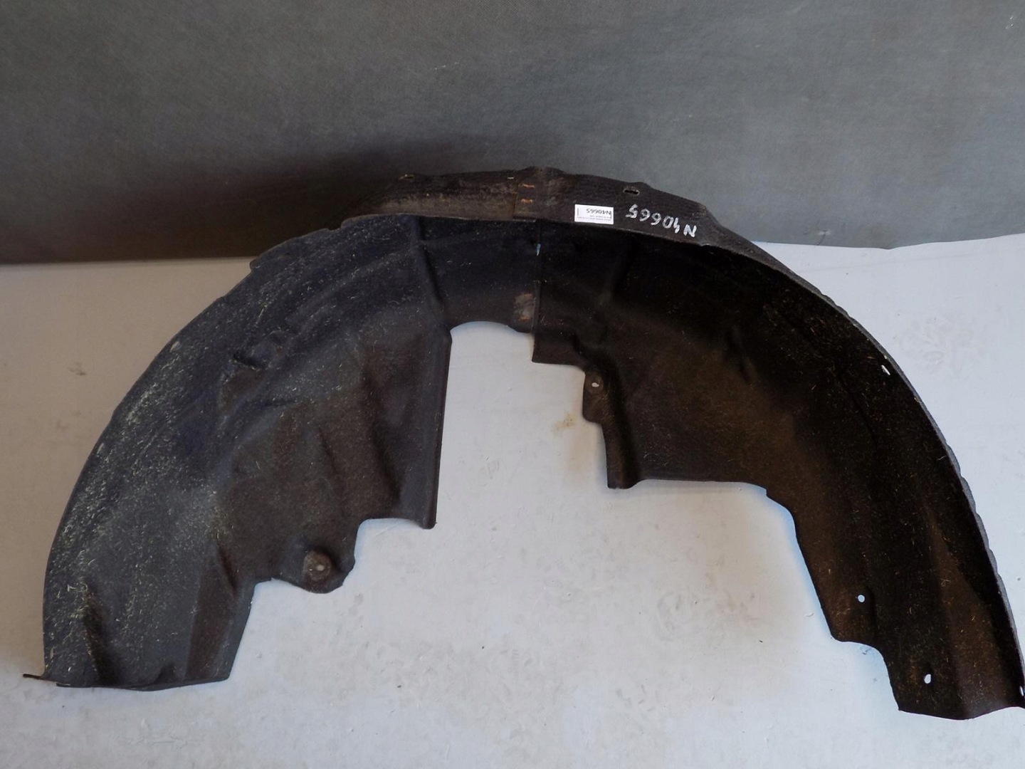 SKODA KAROQ mudguard right rear part 57A810972
