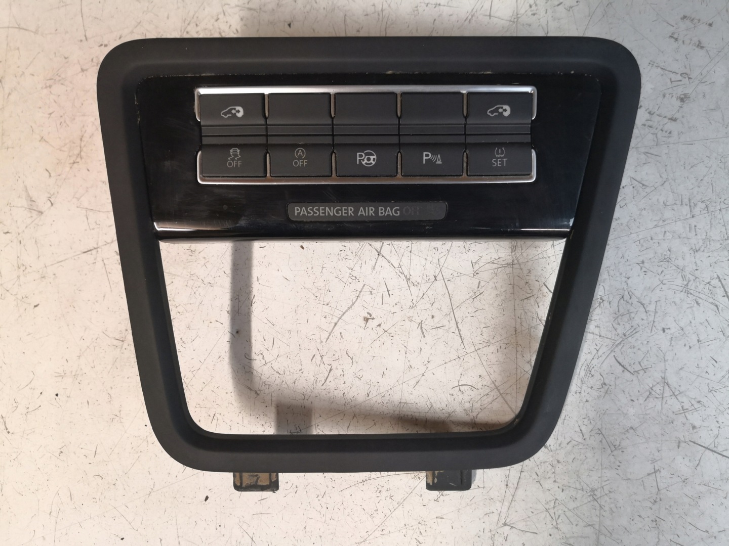 Châssis TUNELU Commandes VW SHARAN 7N1863440