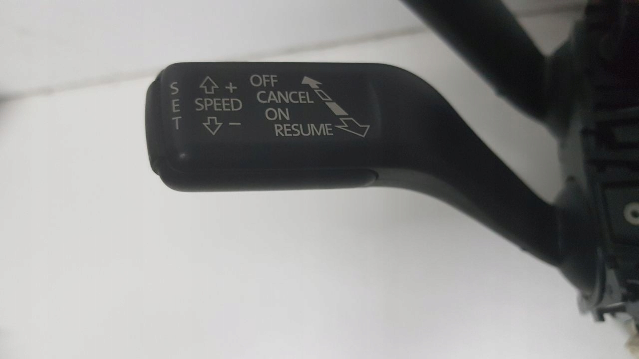 steering wheel levers and controls VW Passat B6 3C9953513S