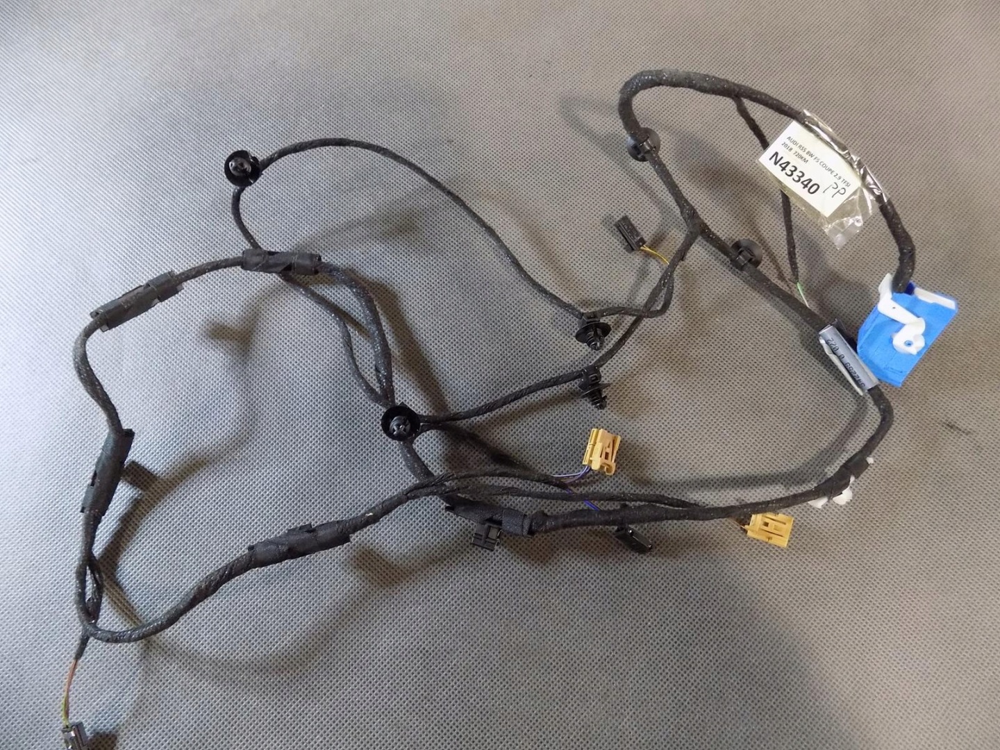 AUDI RS5 8W bundle door PRAWYCH 8W6971036F