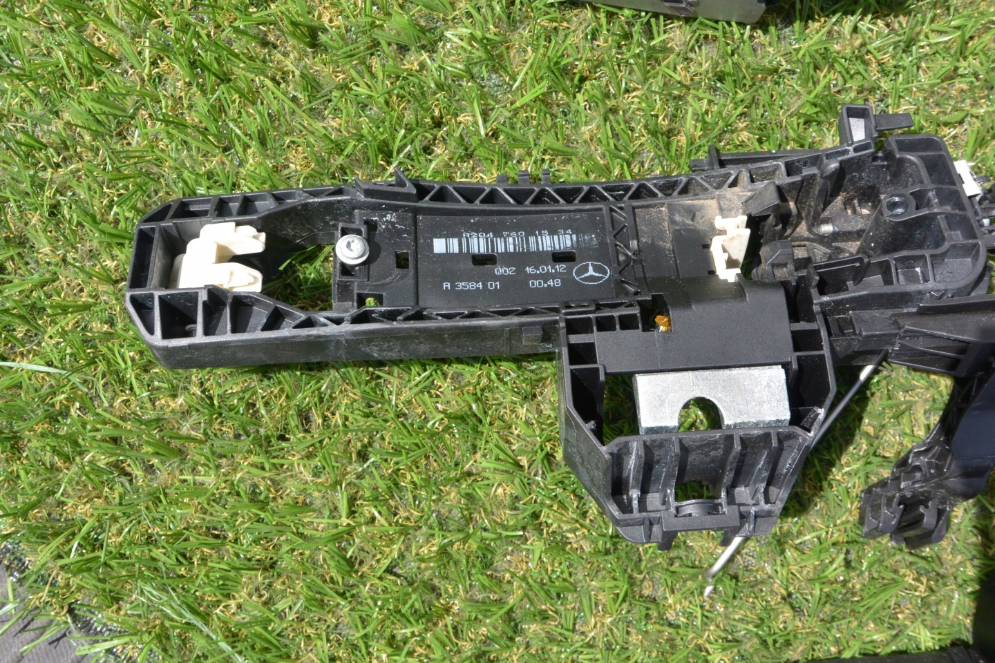 lock door left rear part MERCEDES ML W166