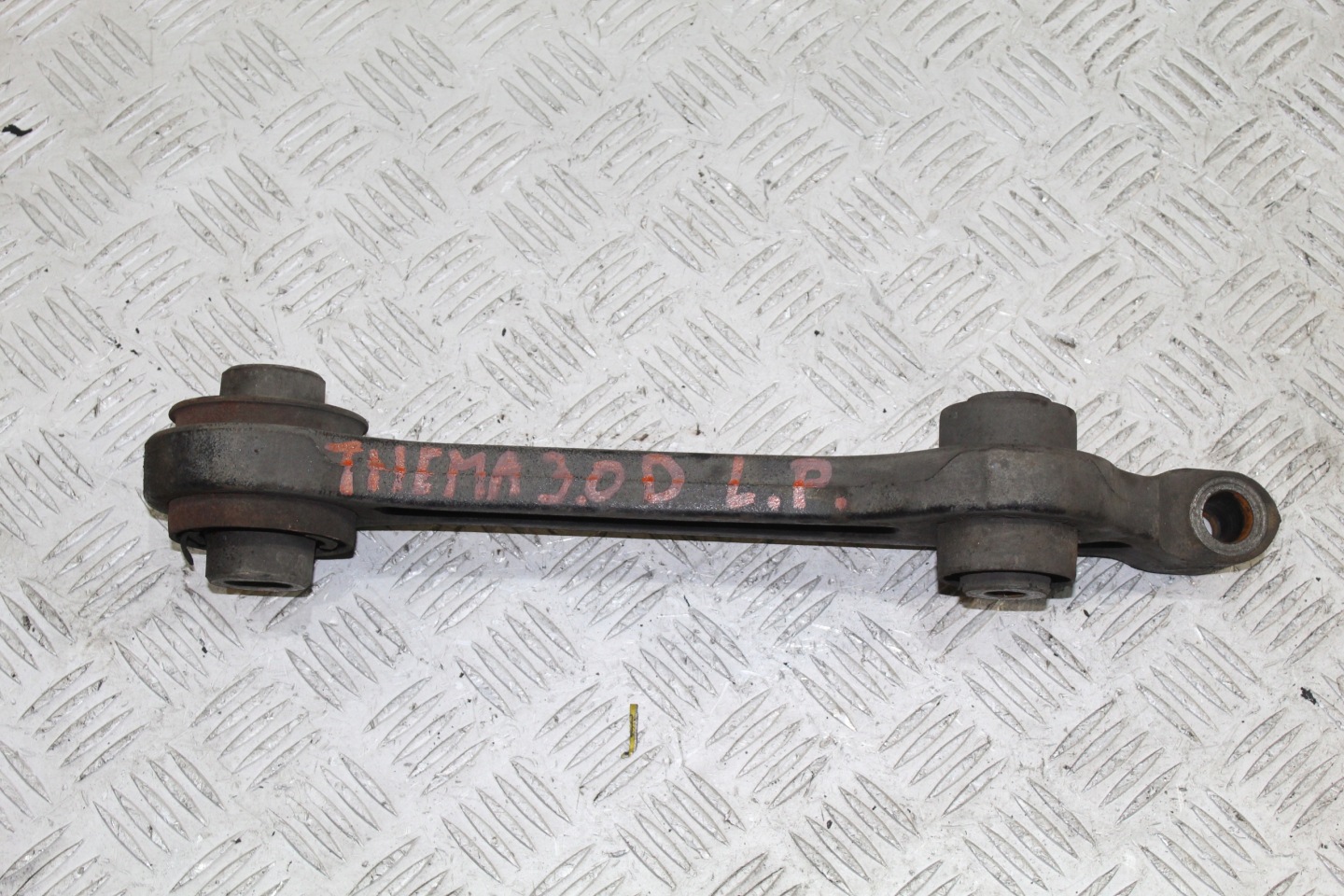 arm left front LANCIA THEMA II