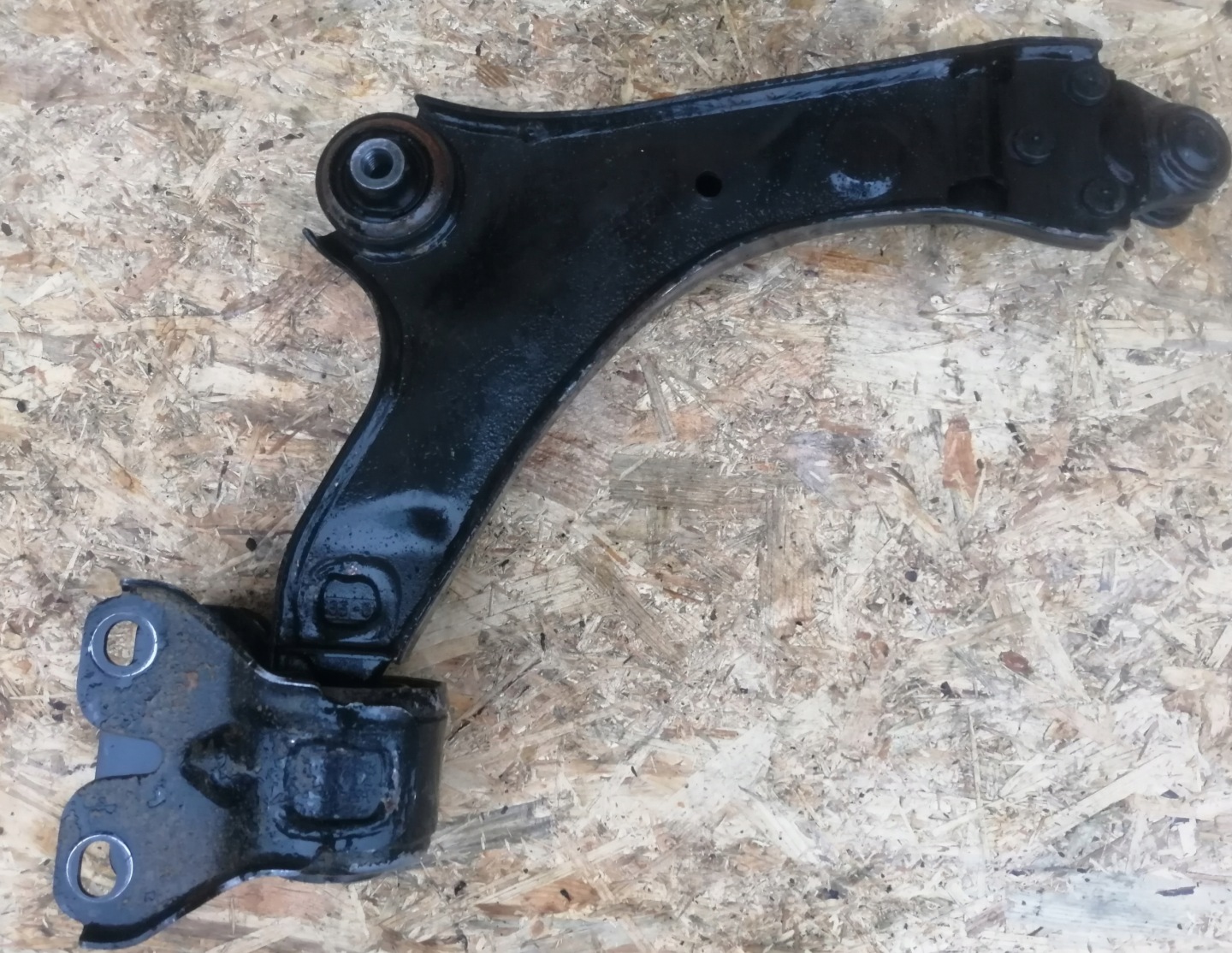 arm left front VOLVO XC70 II XC 70 2011 ROK
