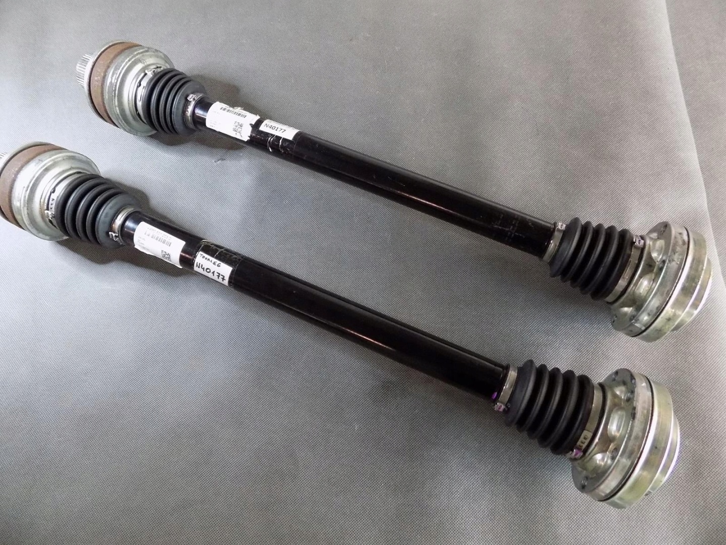 VW TOUAREG III semi-axis rear part 4M0501203D