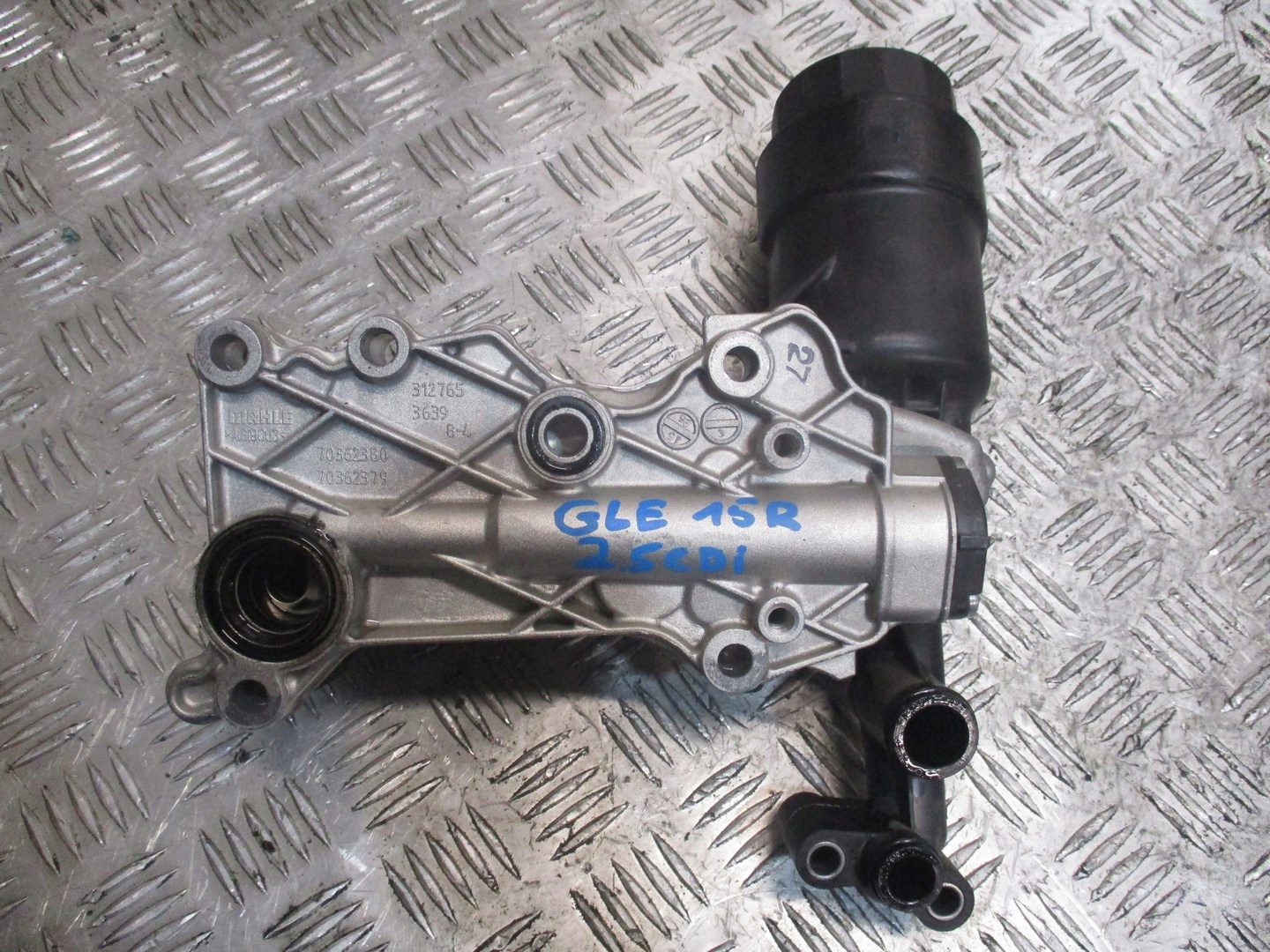 ÖLFILTERGEHÄUSE MERCEDES GLE 2,5CDI 70362380