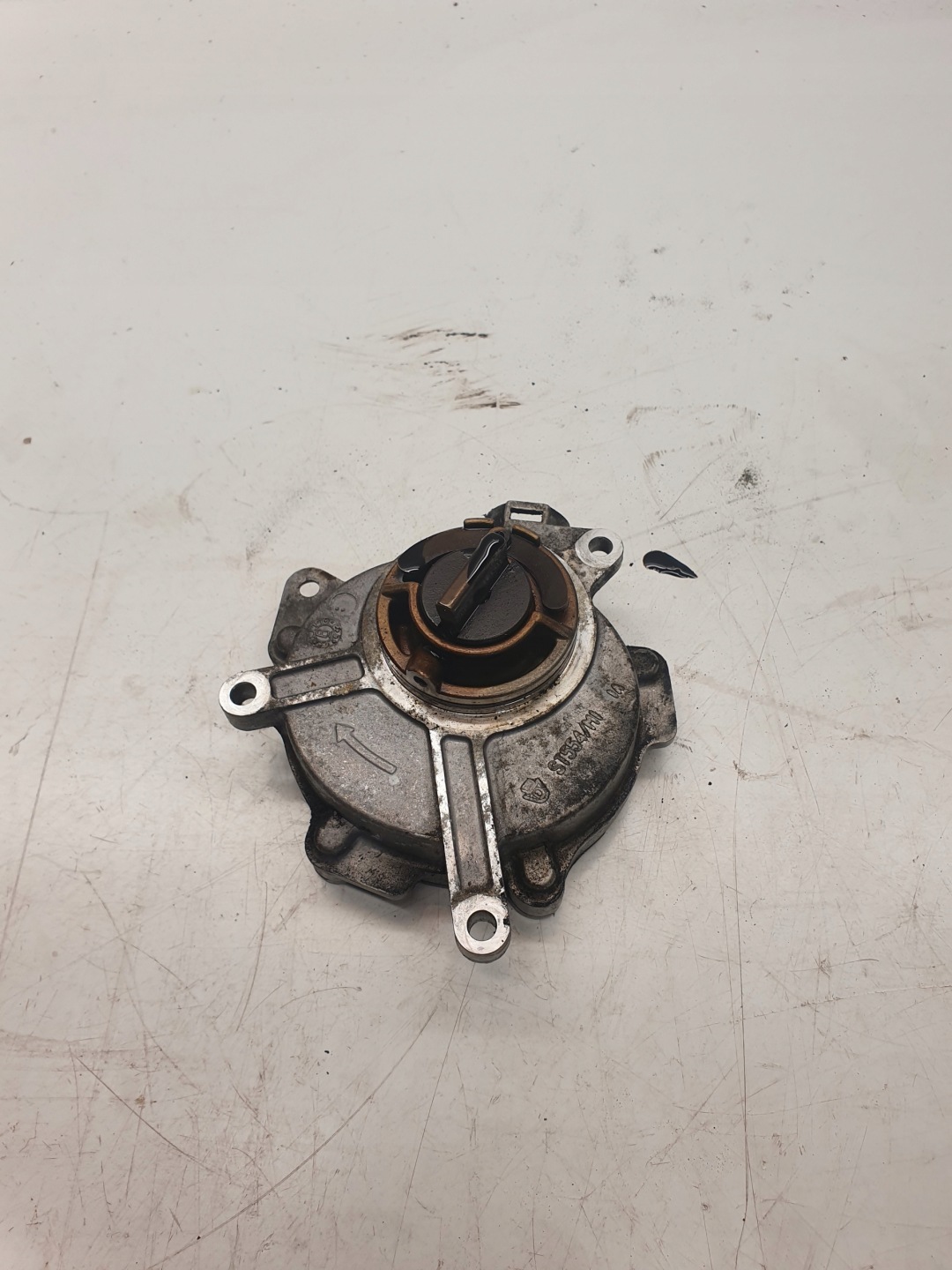 Pompa VACUM AUDI A4 A3 A6 VW 2,0 TFSI 06D145100E