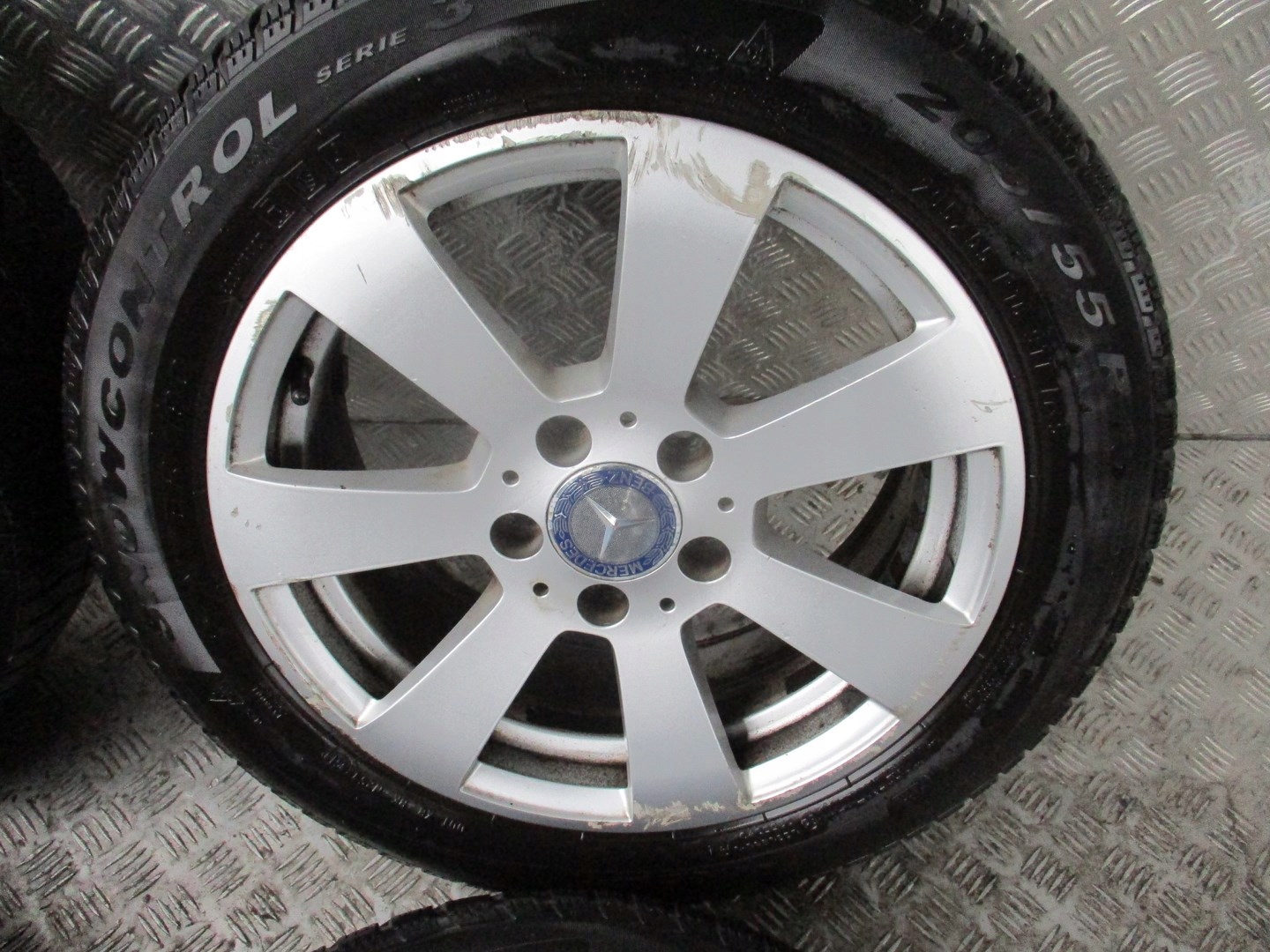 wheels discs tyres Mercedes C klasa 204 R16