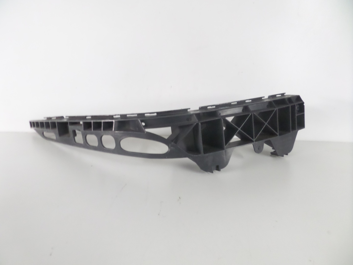 holder support rear part left MERCEDES CLS W219 04-10