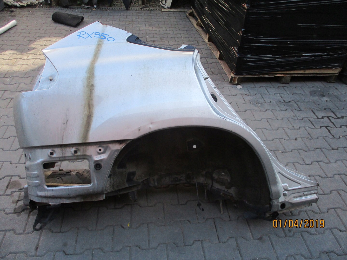 quarter quarter LEXUS RX350 right rear part rear