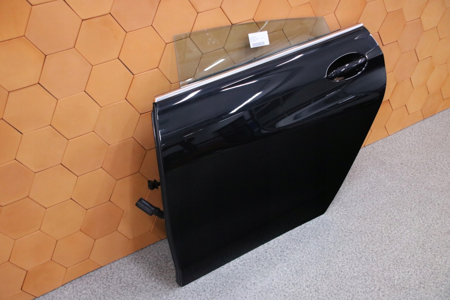 BMW 6 G32 GT door complete left rear part colour 475