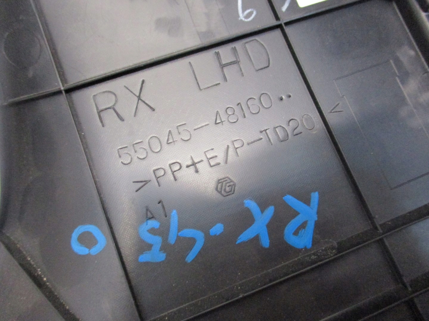 KONSOLE BLENDE ABDECKUNG LEXUS RX450 55045-48160