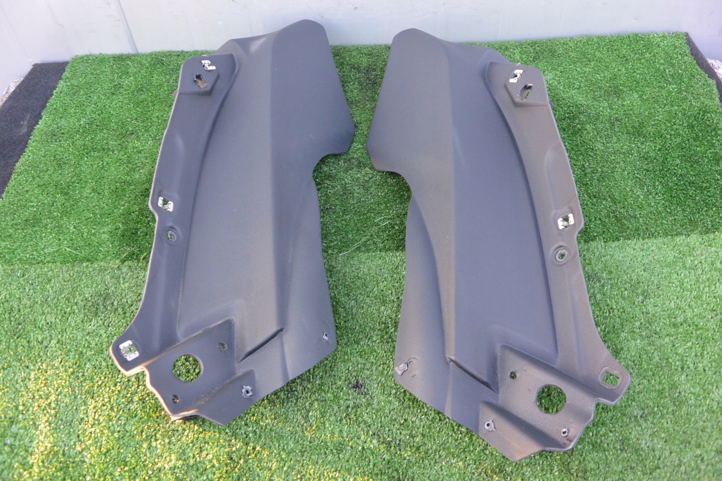 cover side boot MERCEDES W204 LIFT W207 COUPE KOMPLET