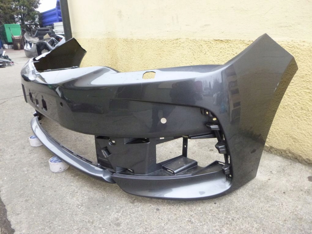 TOYOTA COROLLA E16 LIFT 16- Frontstoßstange