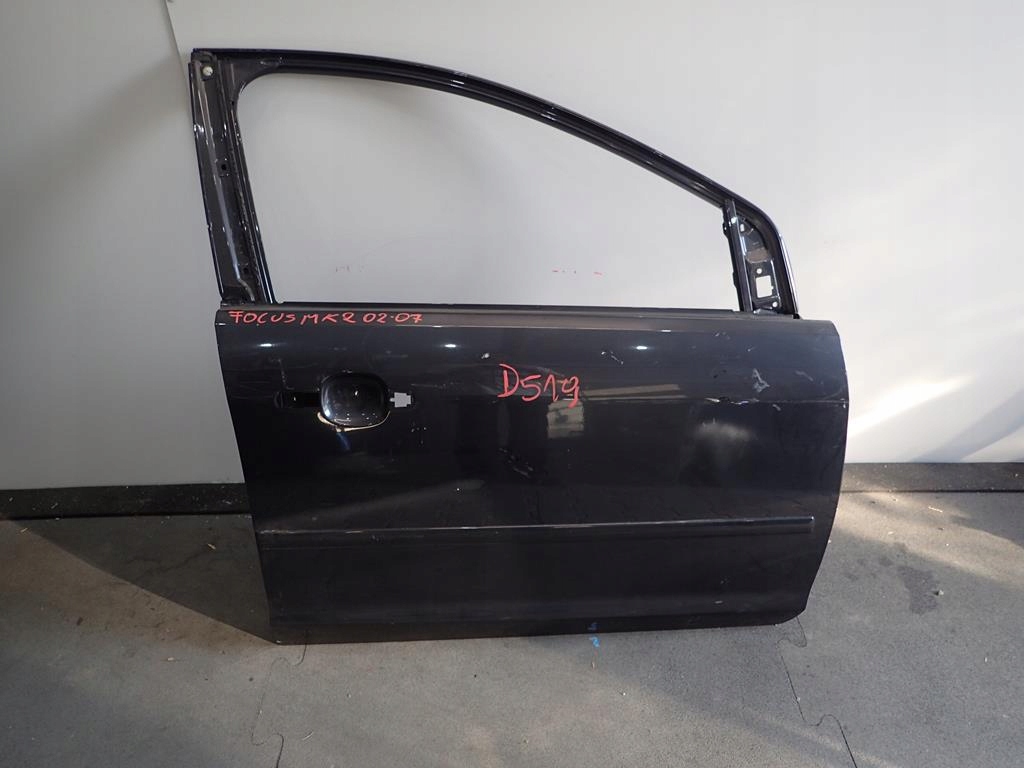 dveře předek přední pravé FORD FOCUS MK2 02-07