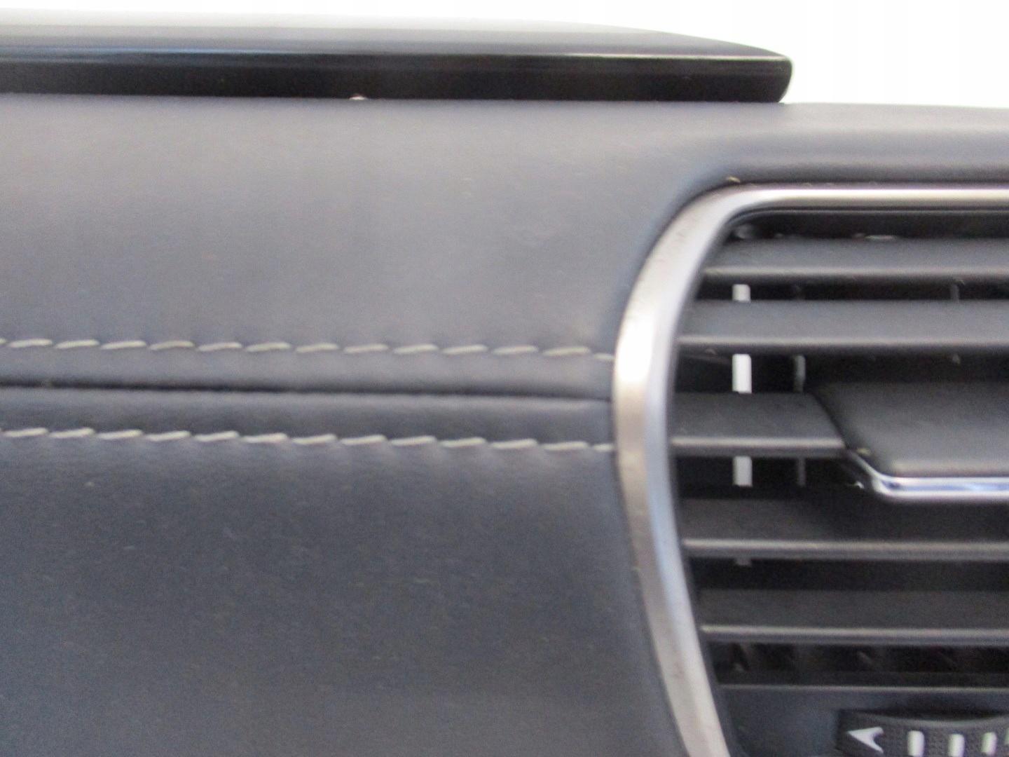 Moulage Console LEXUS NX300 55403-78011