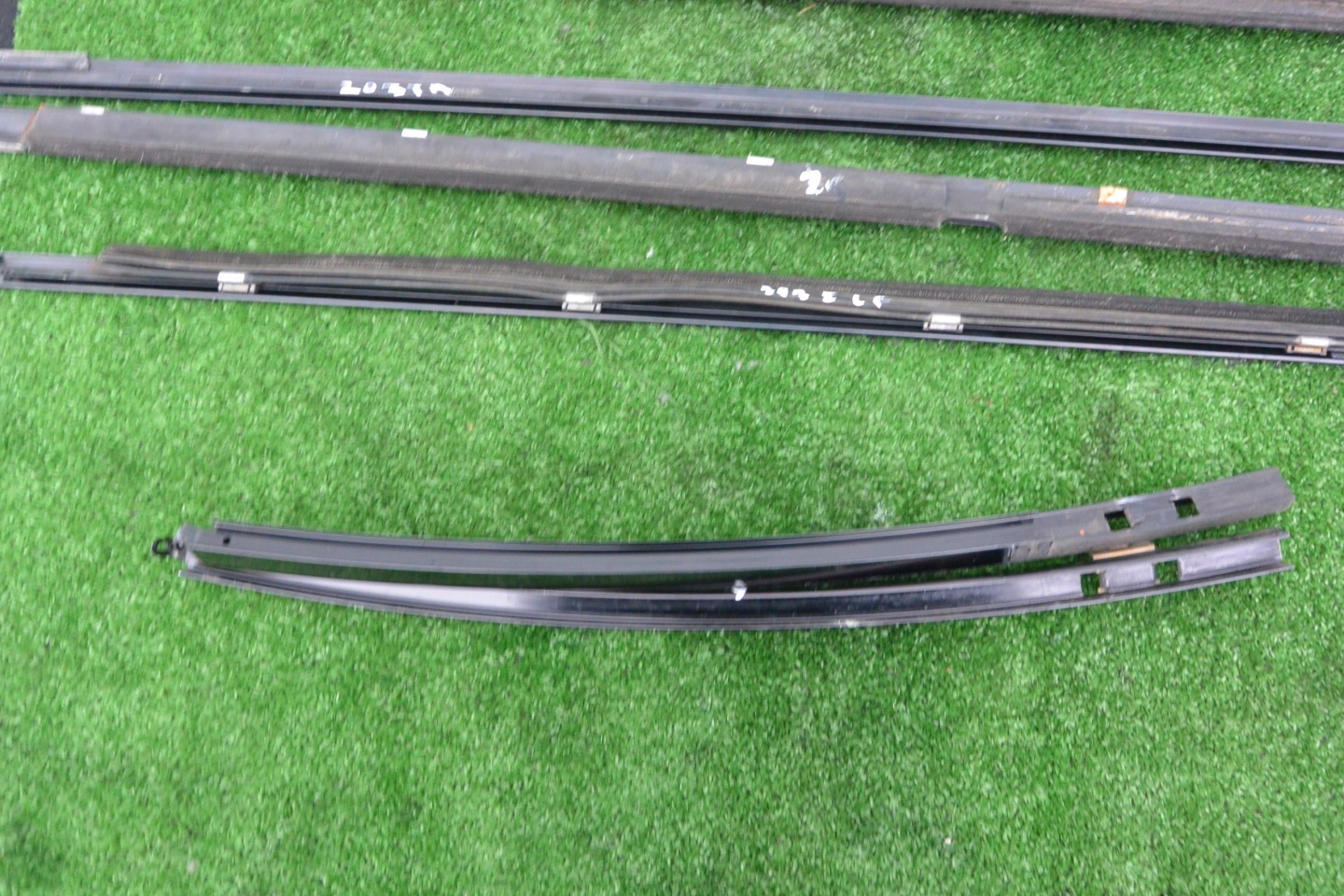 CHROM moulding dust door MERCEDES W203 KOMBI