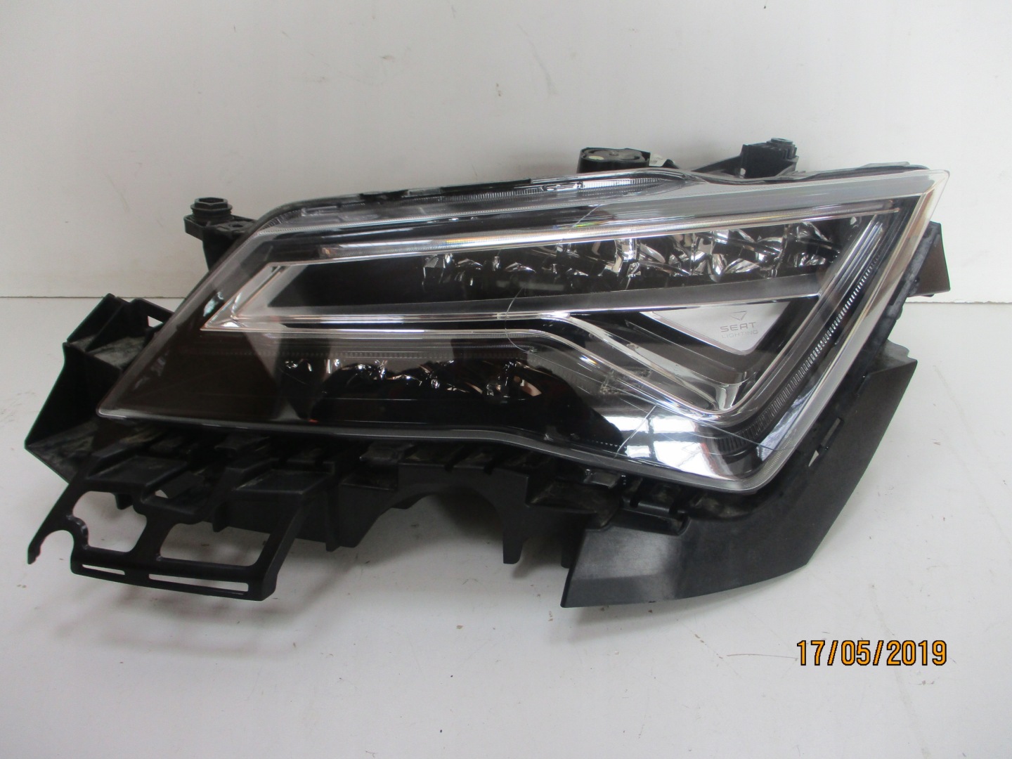 light left FULL LED SEAT ATECA 576941007D