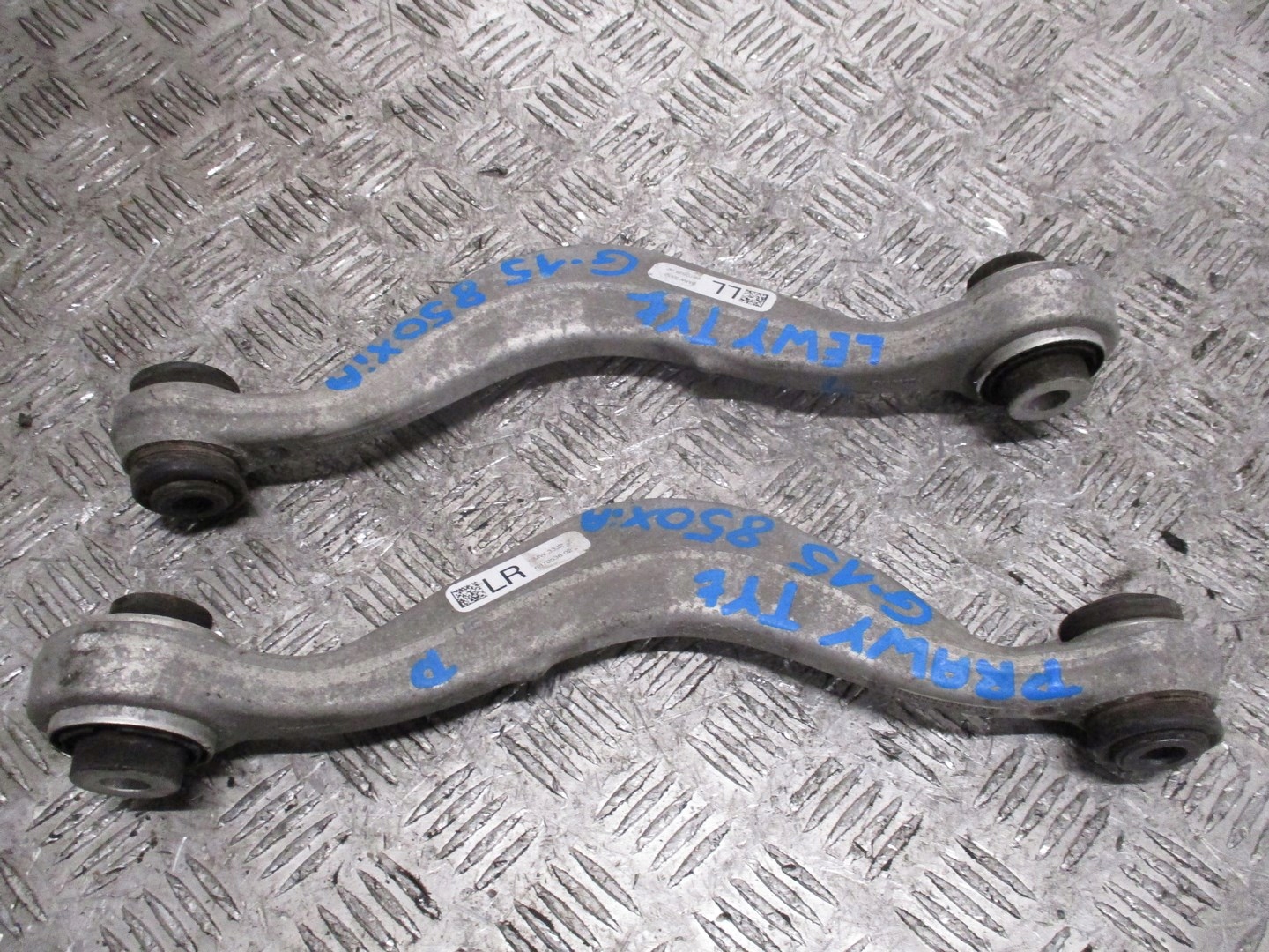QUERLENKER HECK BMW 8 G15 6870536 RECHTS