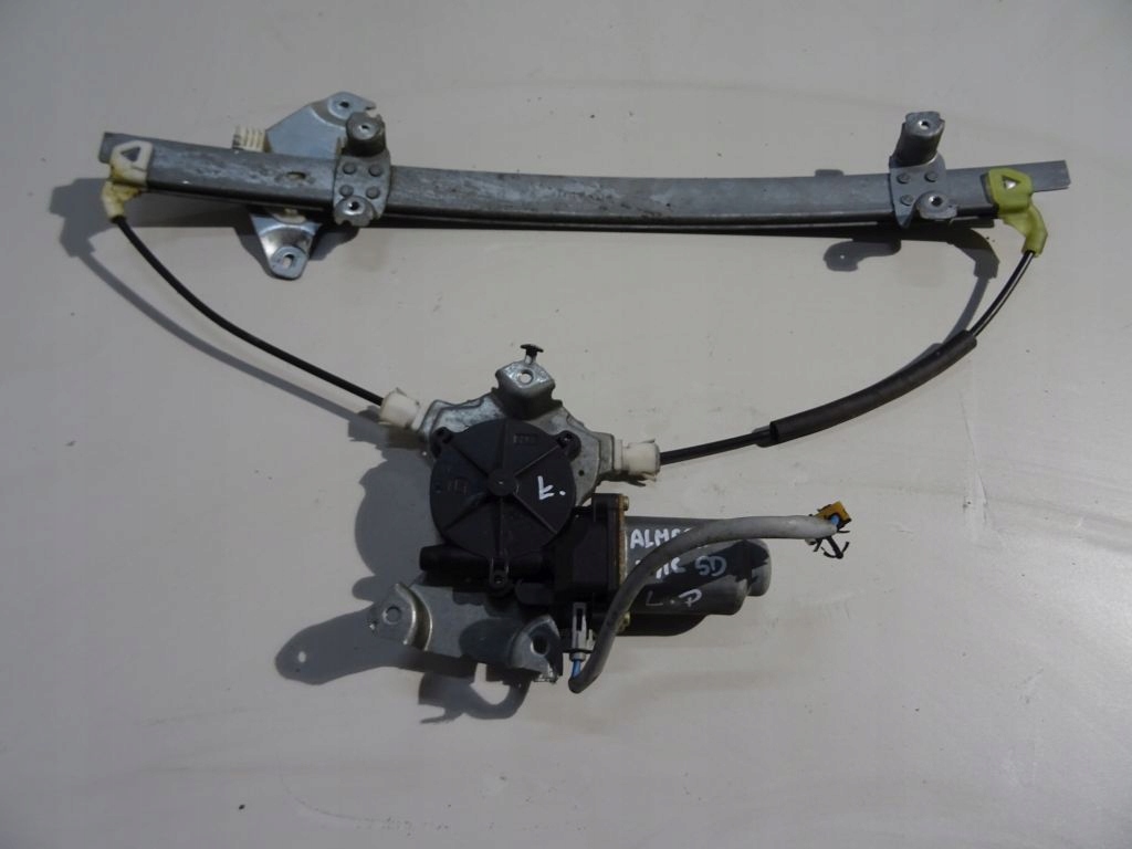 Nissan Almera N16 5D window regulator left front