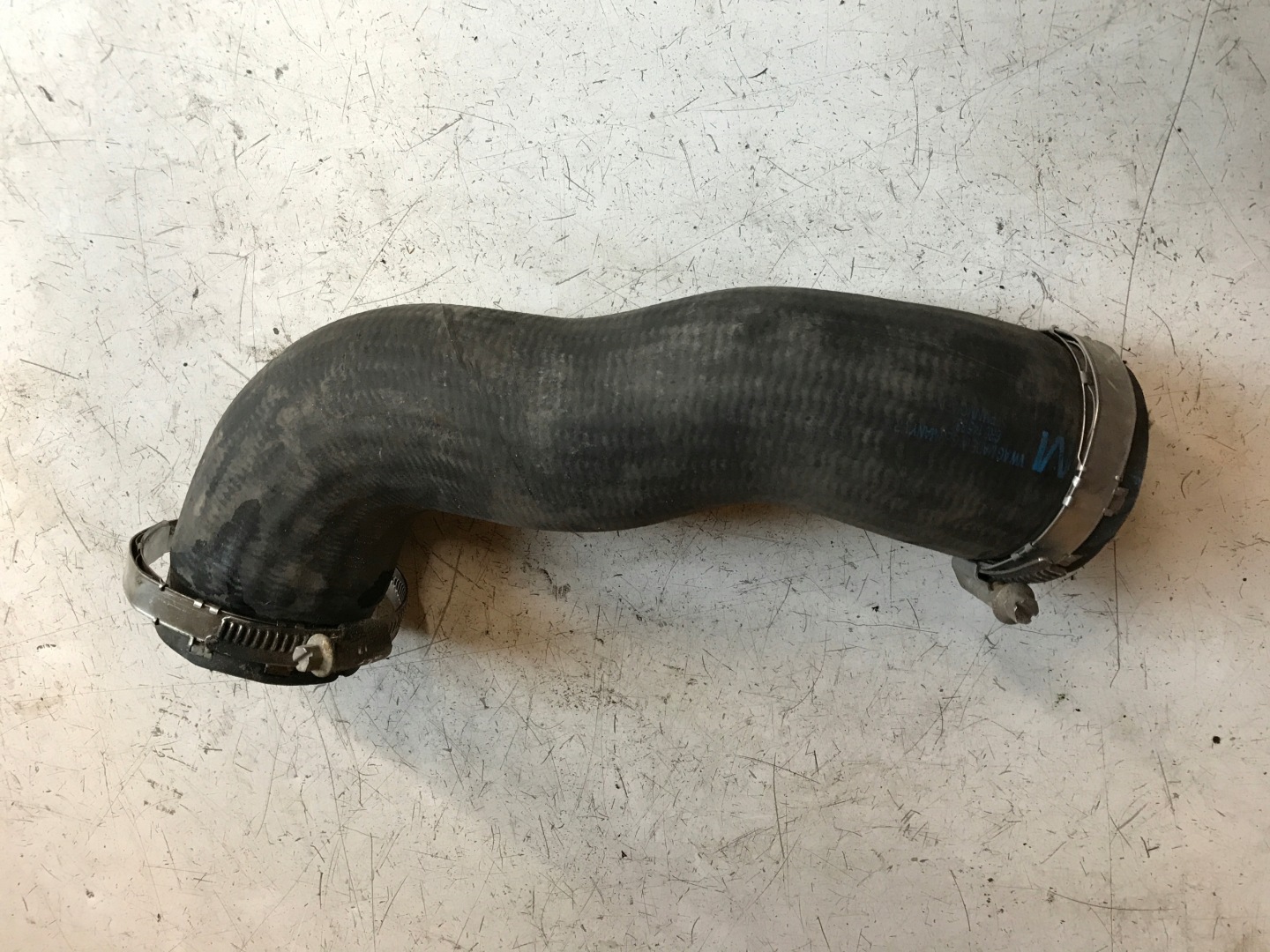 cijev prijenos interkulera VW POLO FABIA 6R0145832