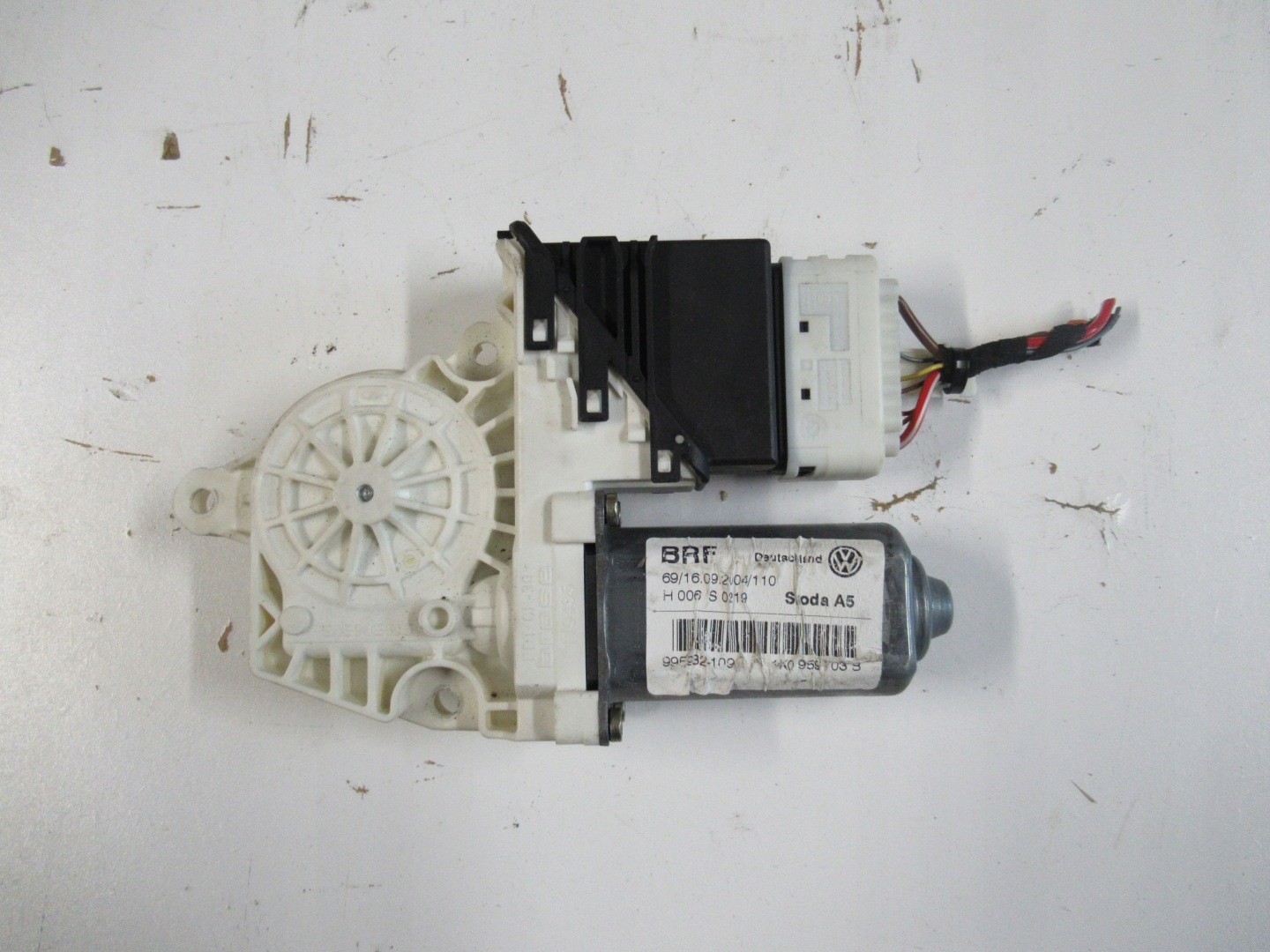 mini motor windows left rear part VW GOLF V 1K0959703B