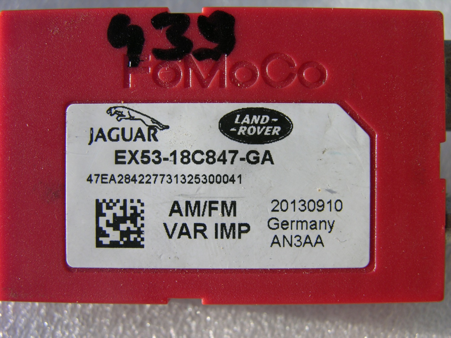 JAGUAR F-TYPE antenna amplifier EX53-18C847-GA