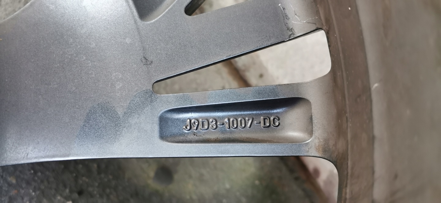 JAGUAR E-PACE DISK 22 CALE