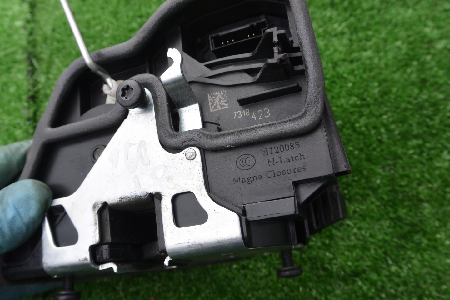 lock door front rear part left right MINI R60 COUNTRYM
