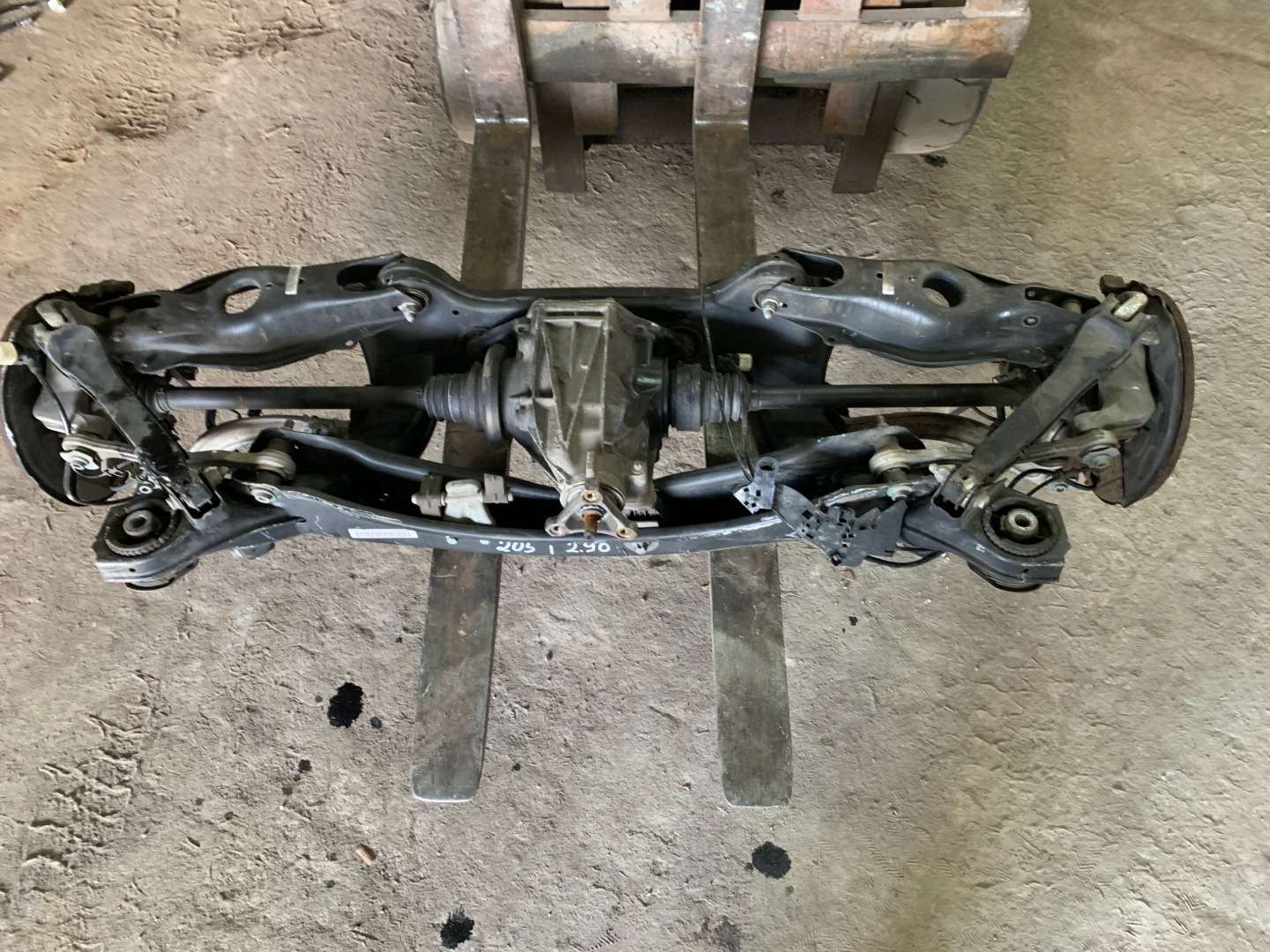 sususpension rear. complete MERCEDES W205 2.90 1