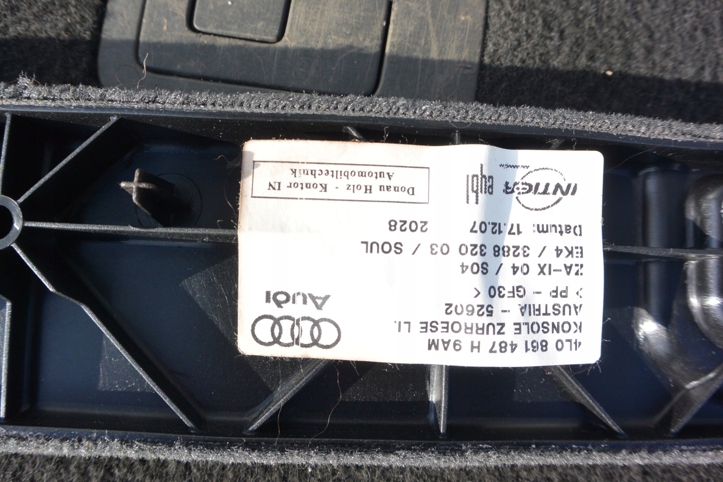 moulding boot upholstery AUDI Q7 4L LIFT KPL