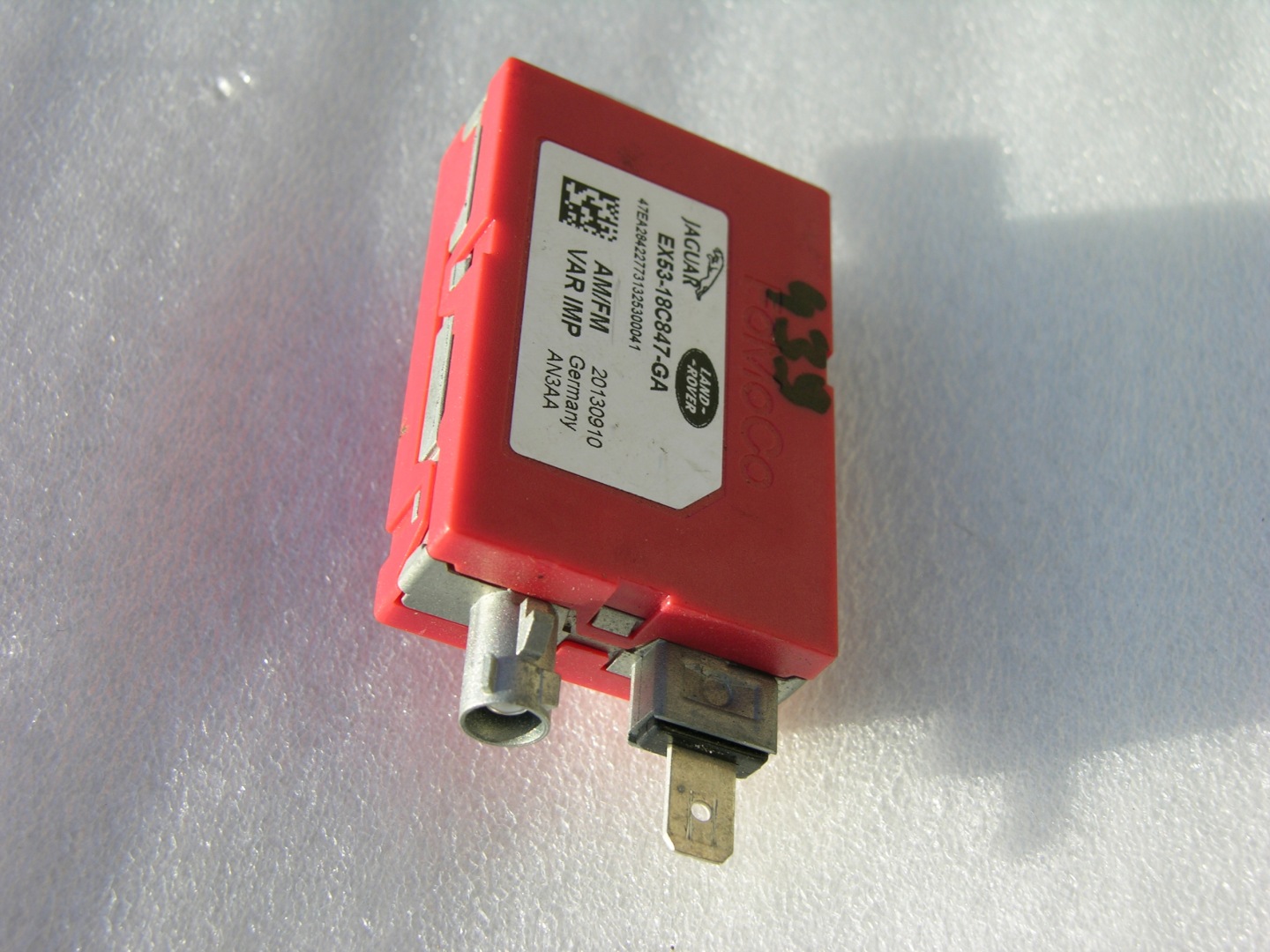 JAGUAR F-TYPE antenna amplifier EX53-18C847-GA