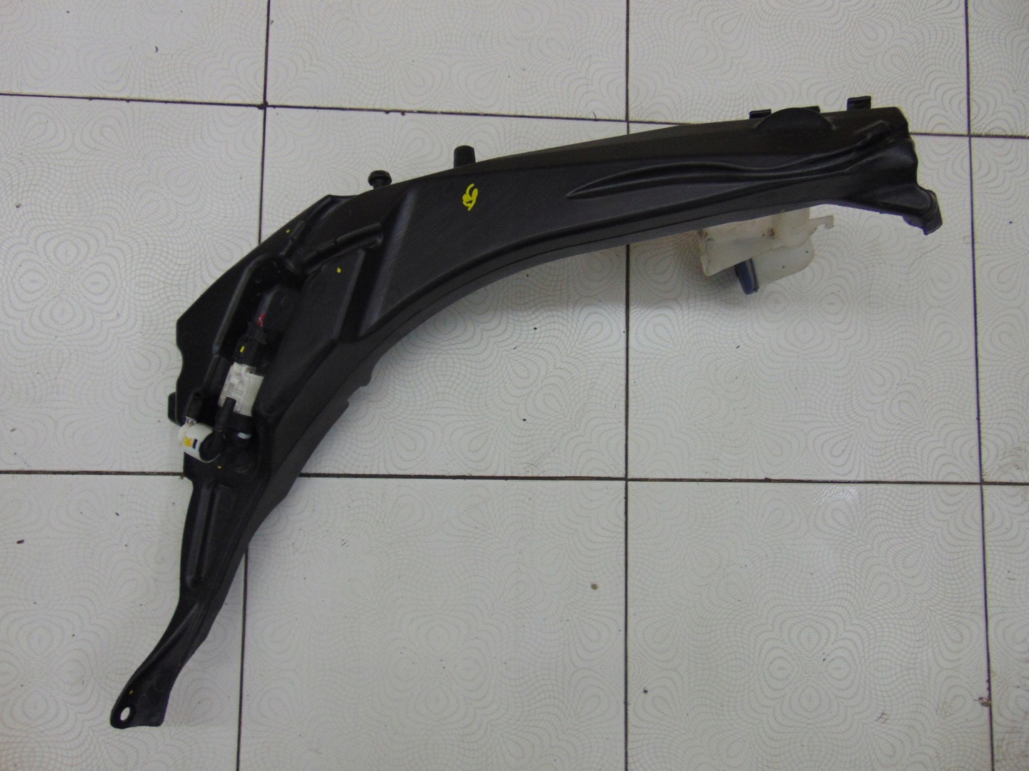 RÉSERVOIR EAU ESSUIE GLACE PEUGEOT 308 T9