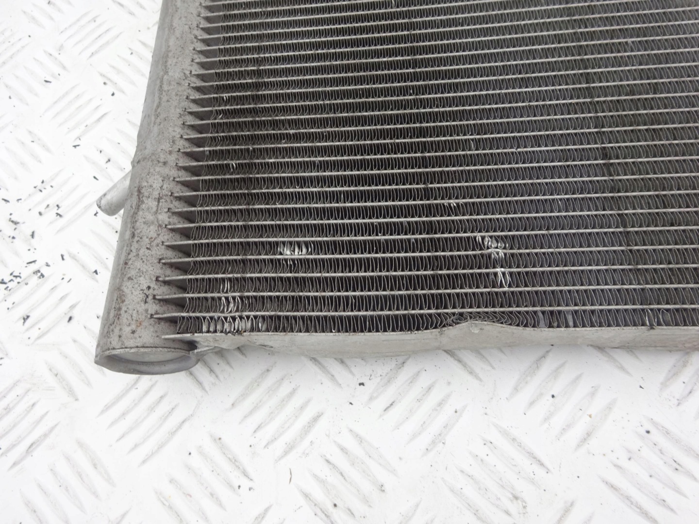 RANGE ROVER SPORT VOGUE FPLA8D048AA water cooler