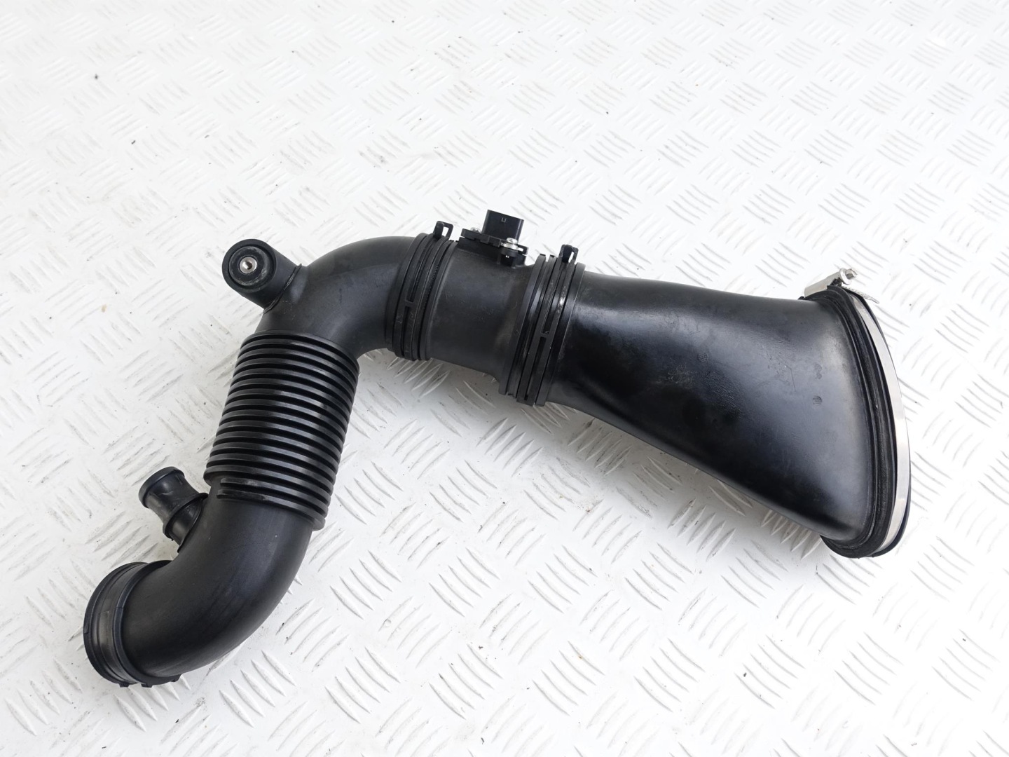 PORSCHE PANAMERA 971 wiring hose pipe air