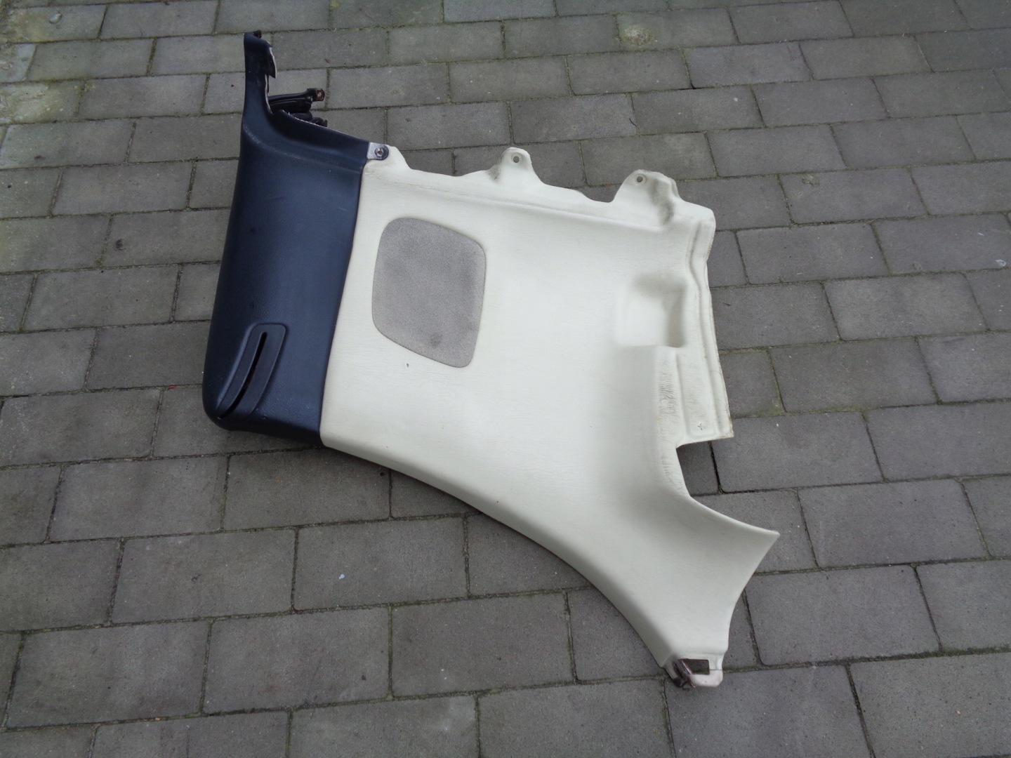side upholstery rear part right LEXUS SC II