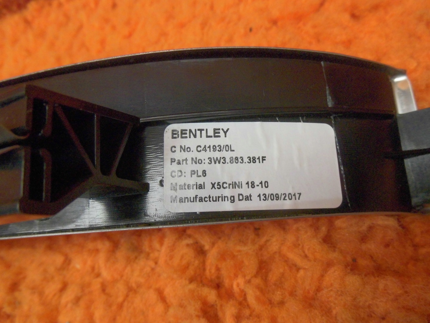 Bentley Continental GT threshold moulding cap left OM 3W0863611C