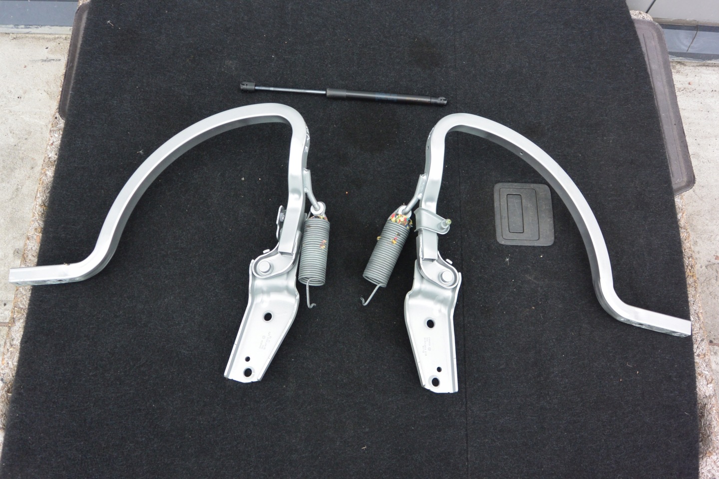 hinge bonnet VW PASSAT B7 B8 USA LB7W KOMPLET