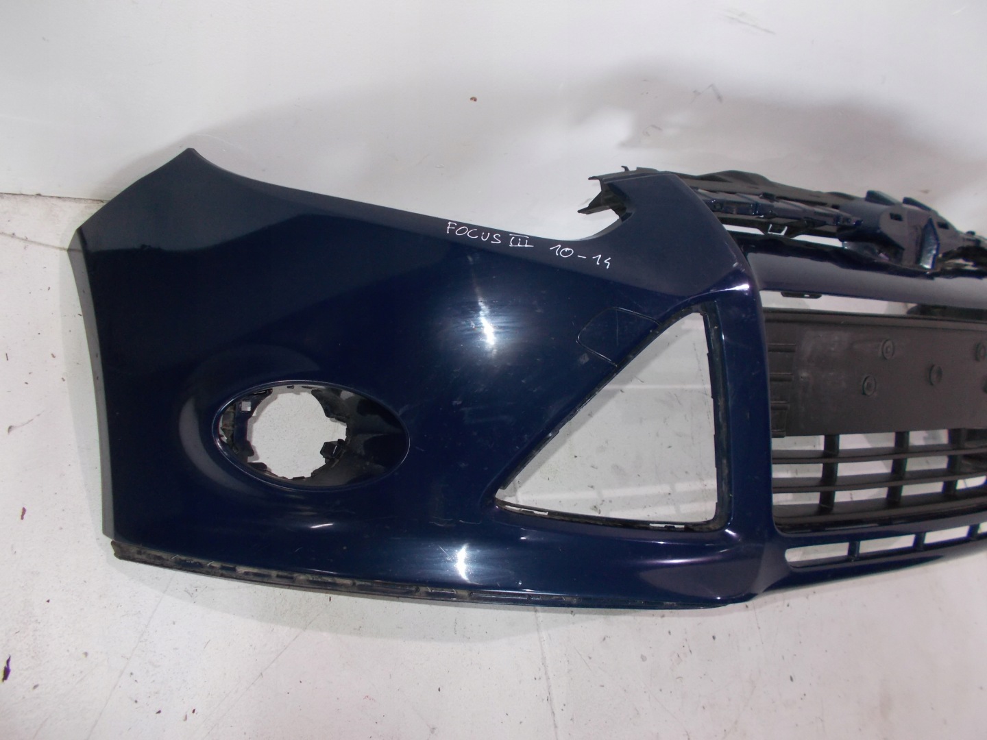 FORD FOCUS III PARAURTI ANTERIORE 10-14