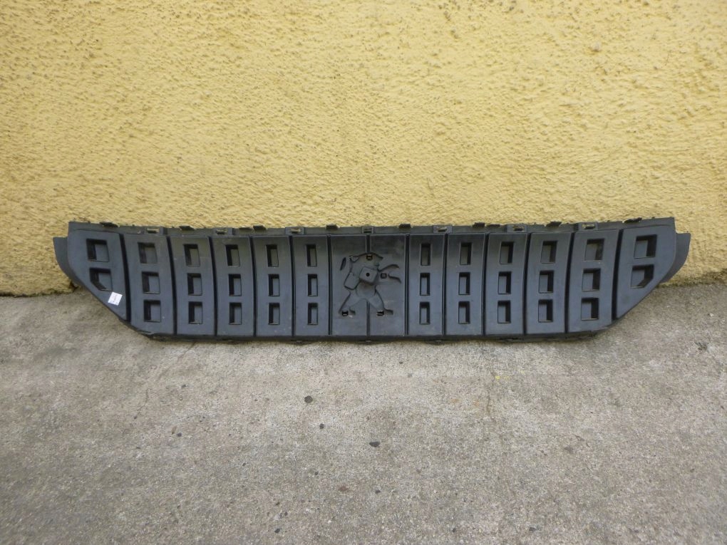 PEUGEOT EXPERT 17- grill grille